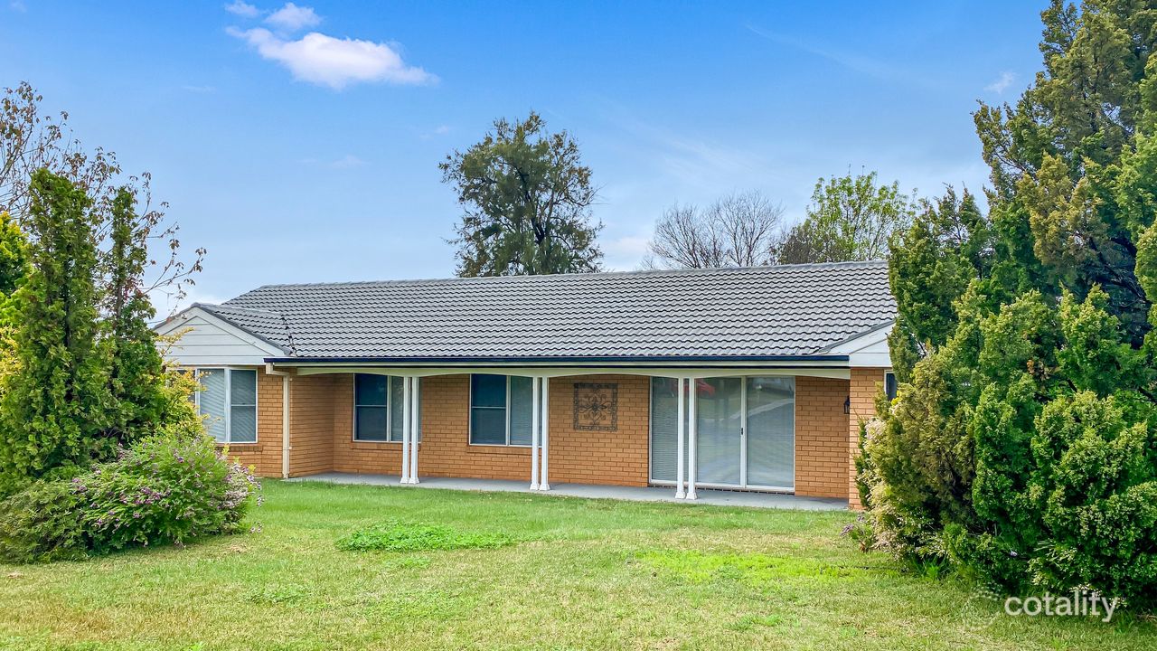 4-bedroom house at 139 Robertson Street, Mudgee, NSW 2850, Mid-Western Council, New South Wales