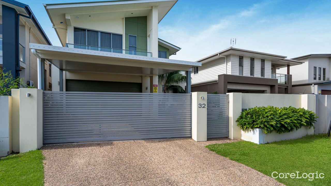 4-bedroom house at 32 Harbourvue Court, Gold Coast Council, Queensland