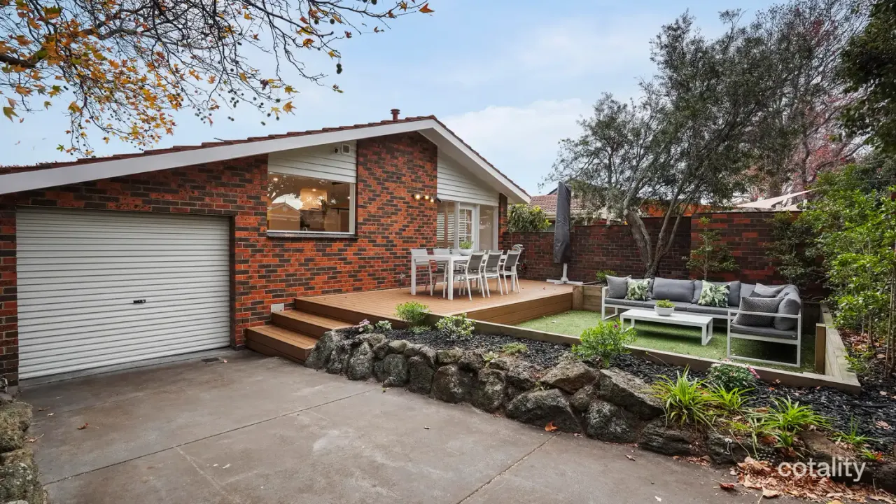 2-bedroom unit at 5/10 Higham Street, Cheltenham, VIC 3192, Kingston Council, Victoria