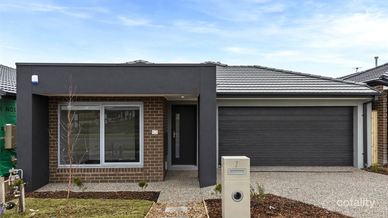 4-bedroom house at 7 Perivale Crescent, Wyndham Vale, VIC 3024, Wyndham, Victoria