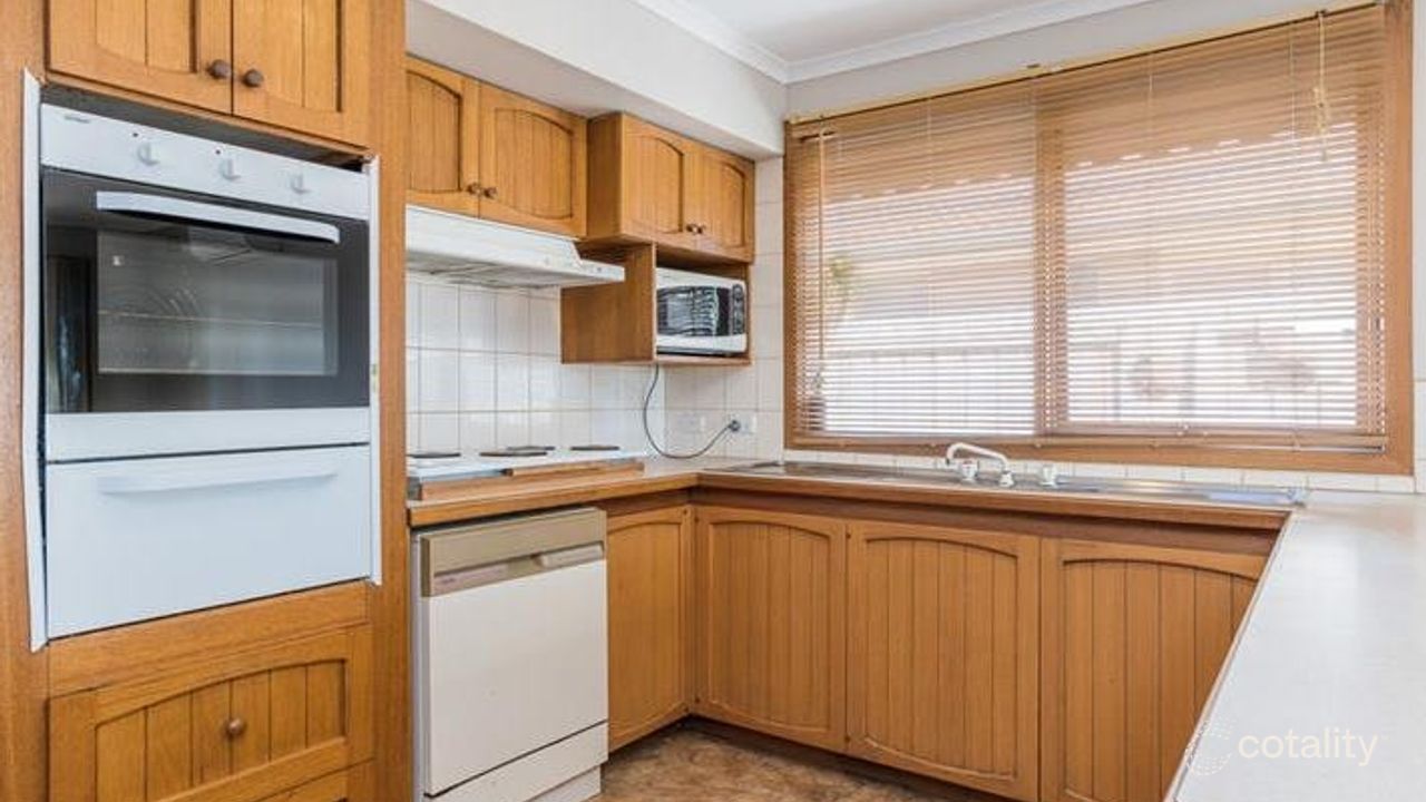 5-bedroom house at 17 Cromwell Drive, Lara, VIC 3212, Greater Geelong Council, Victoria
