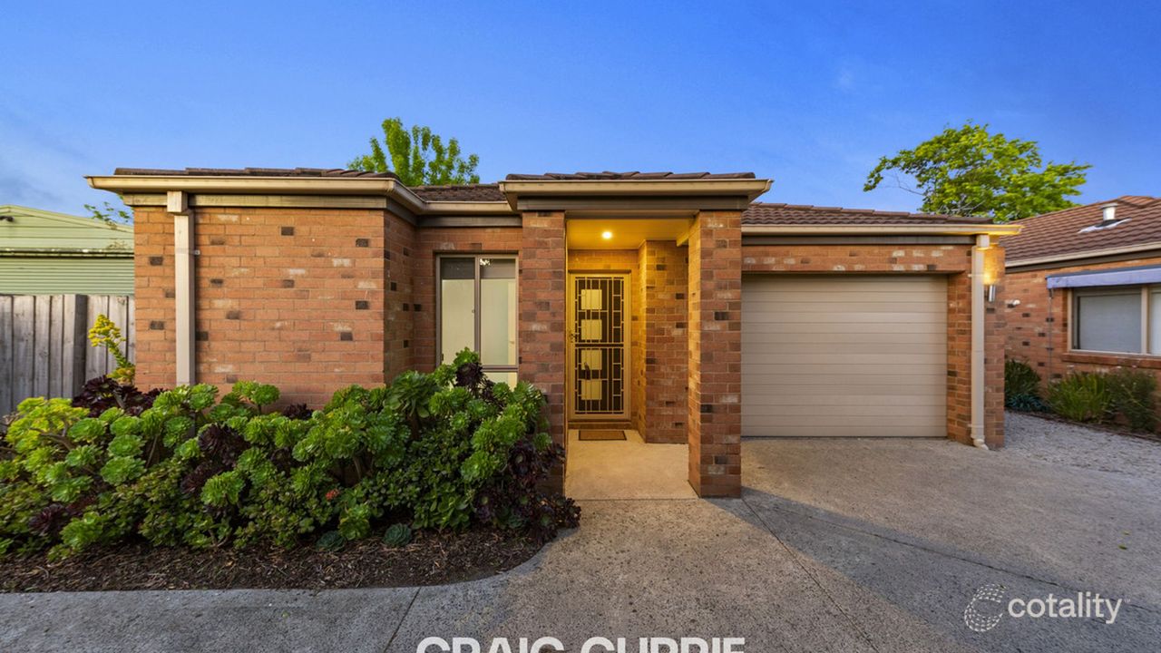 2-bedroom unit at 4/11 Pakenham Road, Pakenham, VIC 3810, Cardinia, Victoria