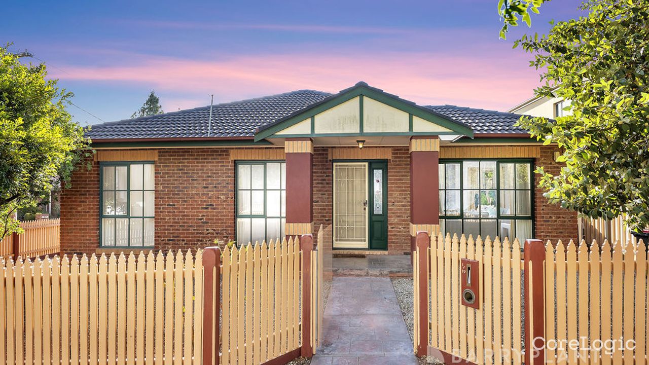 3-bedroom unit at 1/19 Myrtle Street, Monash Council, Victoria