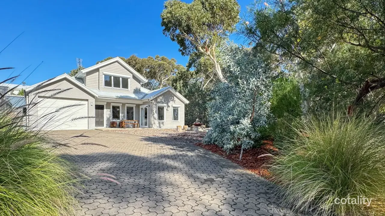 3-bedroom house at 1 Caffery Circuit, Callala Beach, NSW 2540, Shoalhaven Council, New South Wales