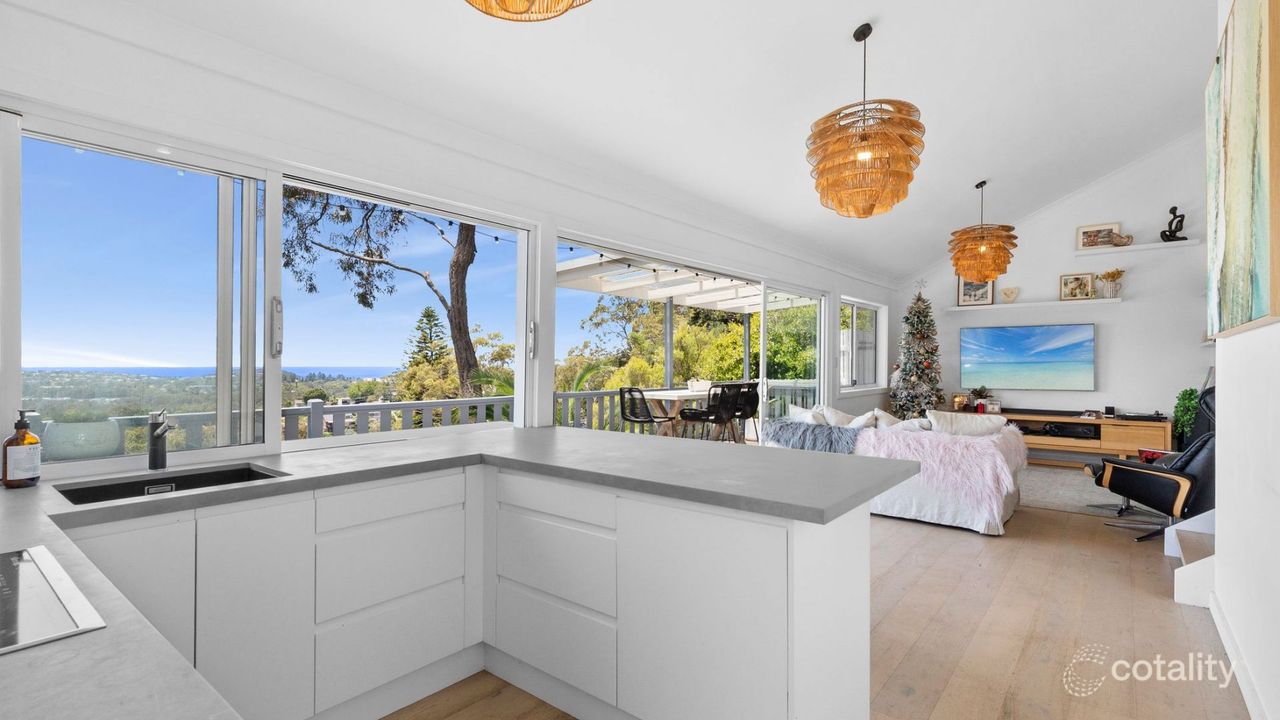 5-bedroom house at 20 Inala Place, North Narrabeen, NSW 2101, Northern Beaches Council, New South Wales