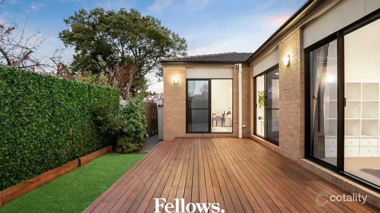 3-bedroom unit at 3/16 John Street, Pakenham, VIC 3810, Cardinia Council, Victoria