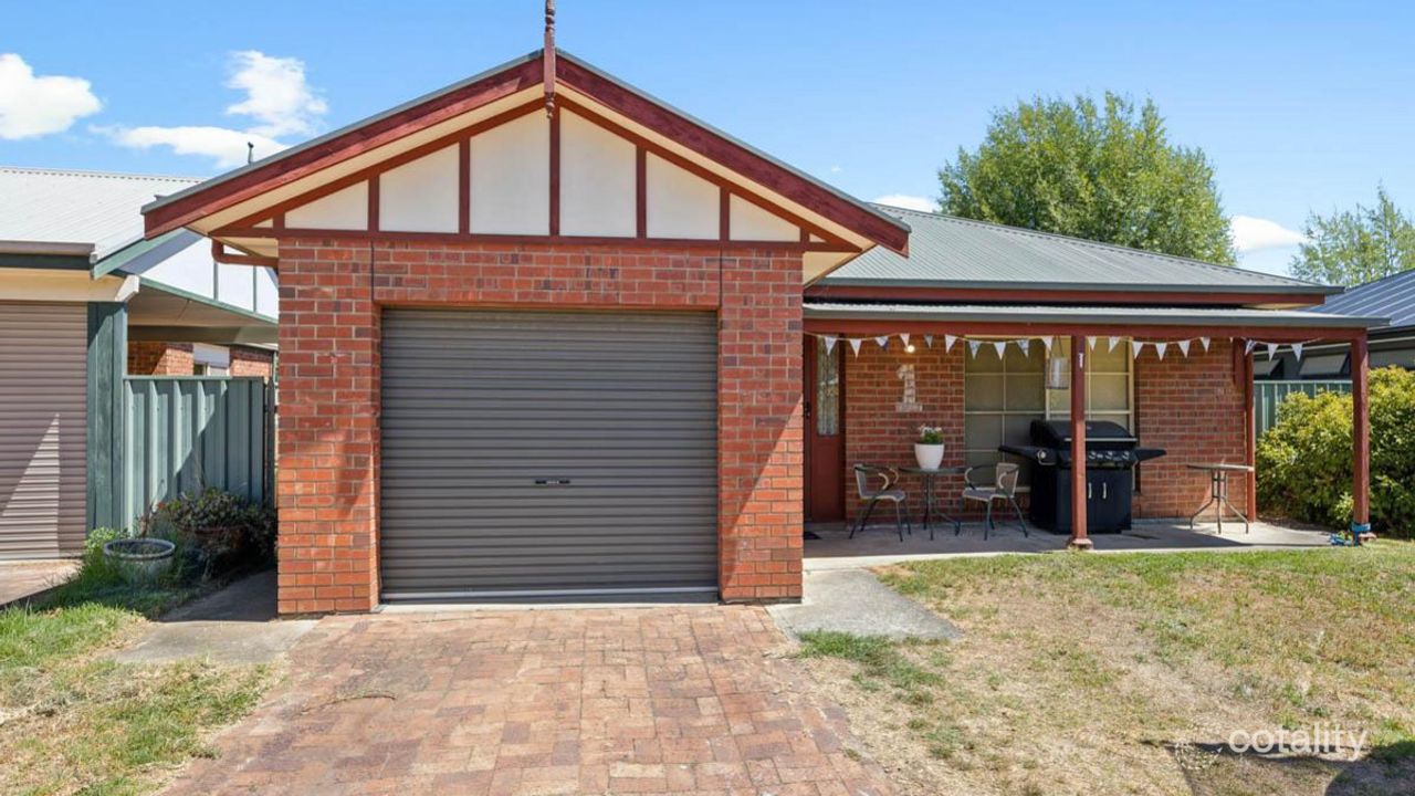 3-bedroom unit at 1/14A Haeusler Drive, Nairne, SA 5252, Mount Barker Council, South Australia