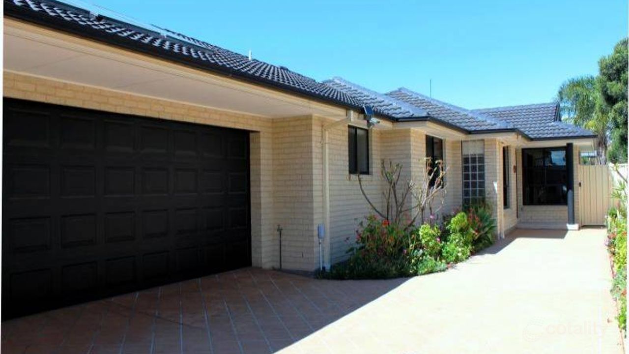 3-bedroom unit at 2/16 Donald Avenue, Umina Beach, NSW 2257, Central Coast (Nsw), New South Wales