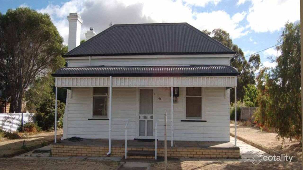 2-bedroom house at 44 Ligar Street, Stawell, VIC 3380, Northern Grampians Council, Victoria