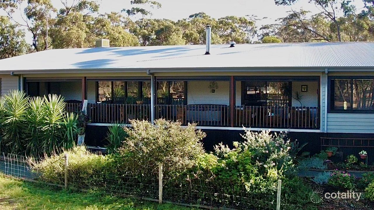 4-bedroom house at 58 Pitt Street, Pingelly, WA 6308, Pingelly, Western Australia