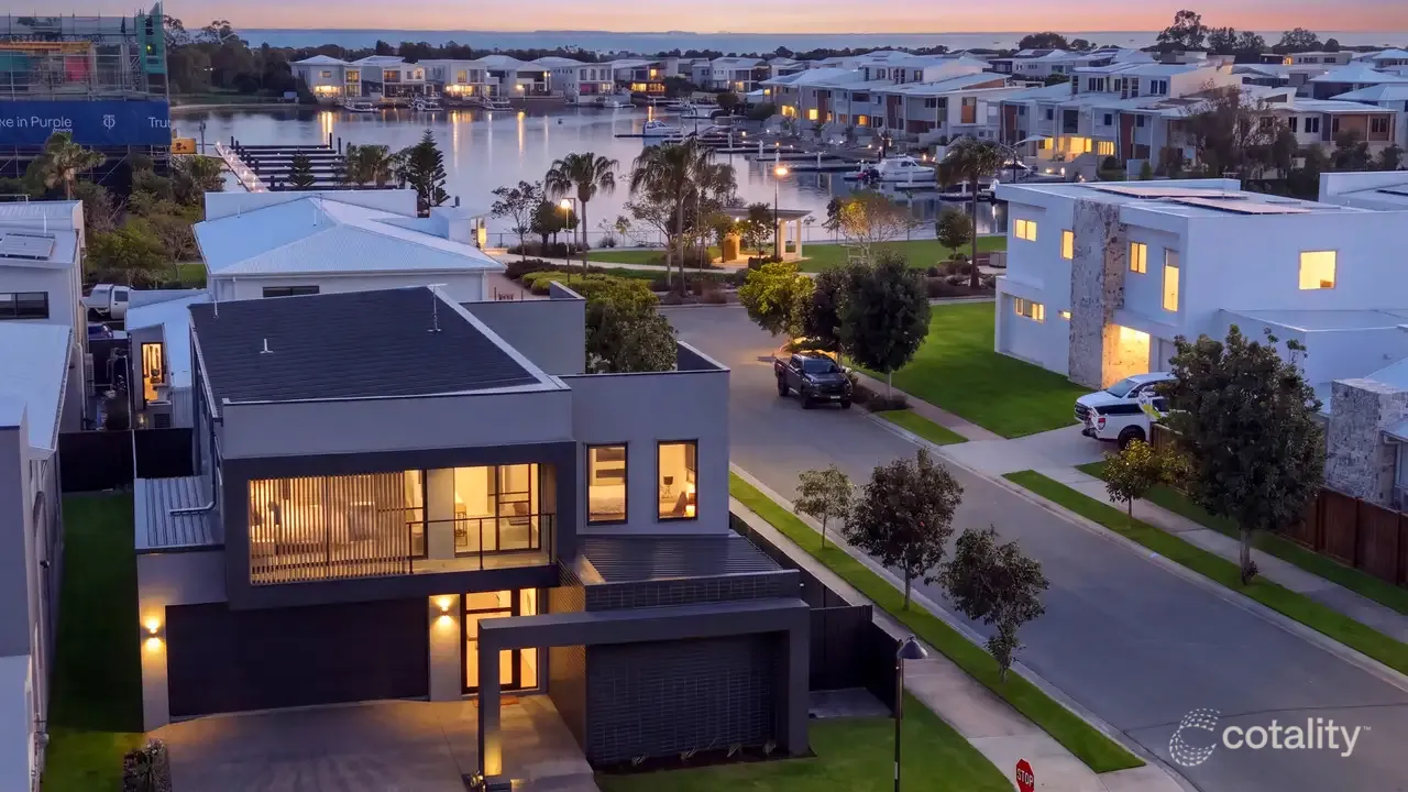 5-bedroom house at 75A Morna Street, Newport, QLD 4020, Moreton Bay, Queensland