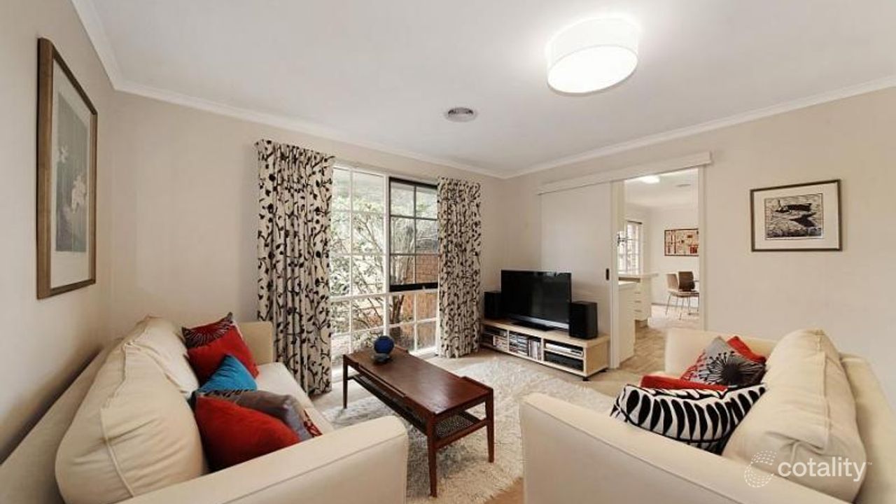 2-bedroom unit at 1/98-100 Neville Street, Carnegie, VIC 3163, Glen Eira, Victoria