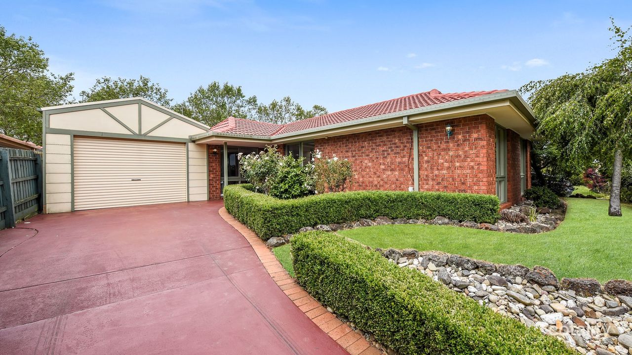 3-bedroom house at 14 Coowarra Way, Berwick, VIC 3806, Casey, Victoria