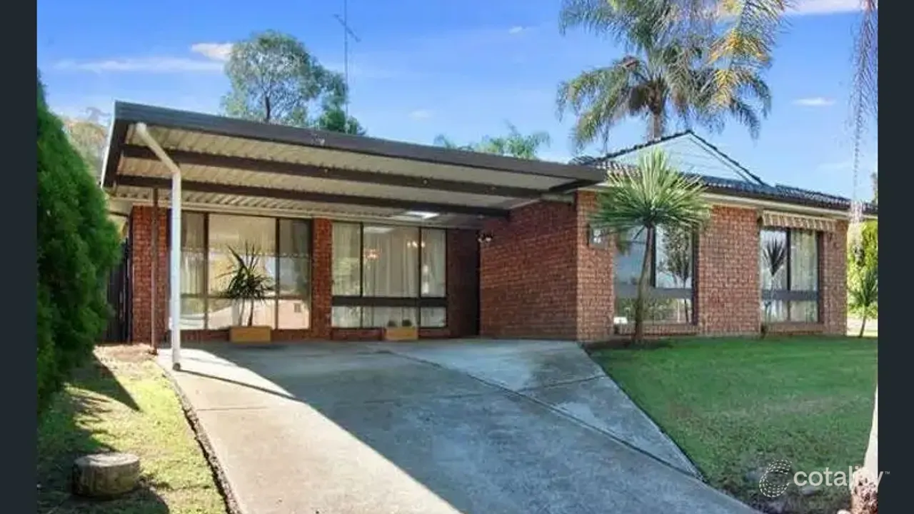 3-bedroom house at 9 Bren Close, St Clair, NSW 2759, Penrith, New South Wales