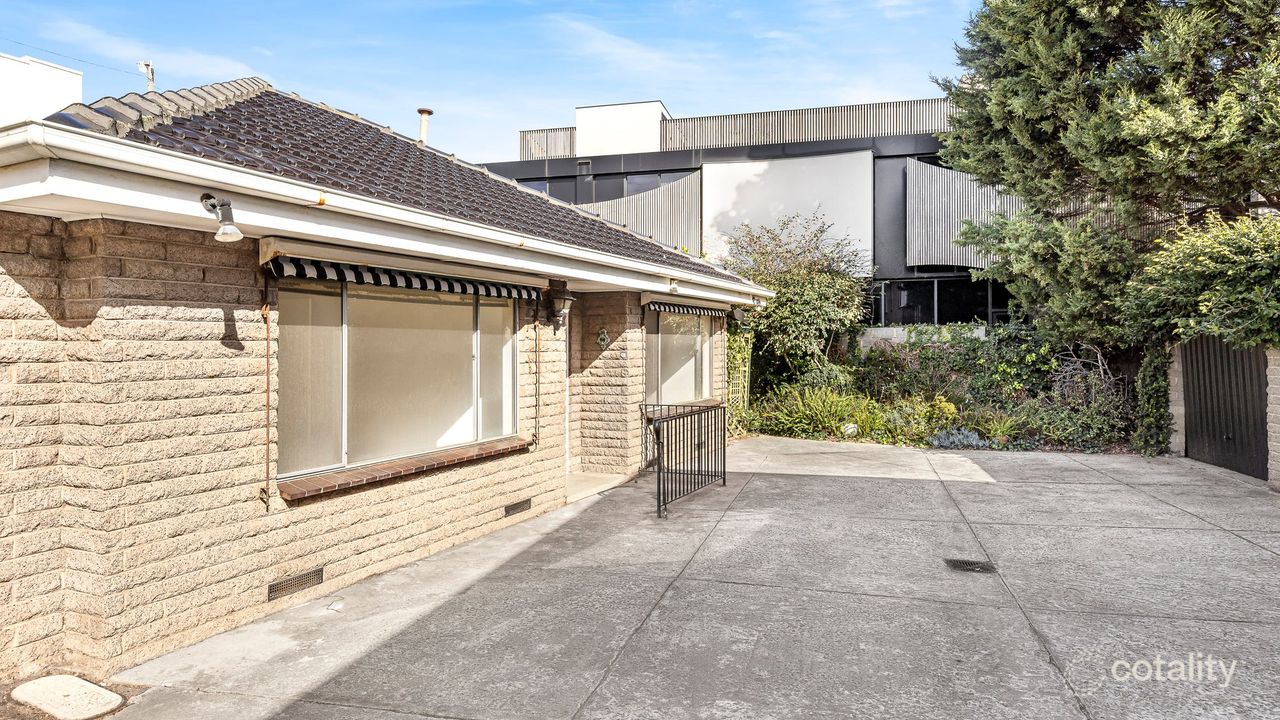 2-bedroom unit at 2/12 Canterbury Place, Brighton, VIC 3186, Bayside (Vic.), Victoria