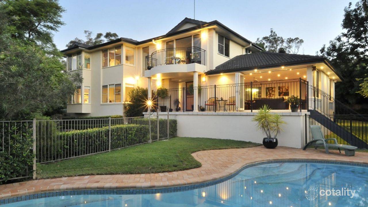 5-bedroom house at 17 Fadden Place, North Wahroonga, NSW 2076, Ku-Ring-Gai, New South Wales