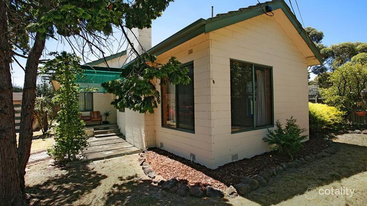4-bedroom house at 3 Hythe Close, Moorabbin, VIC 3189, Kingston Council, Victoria