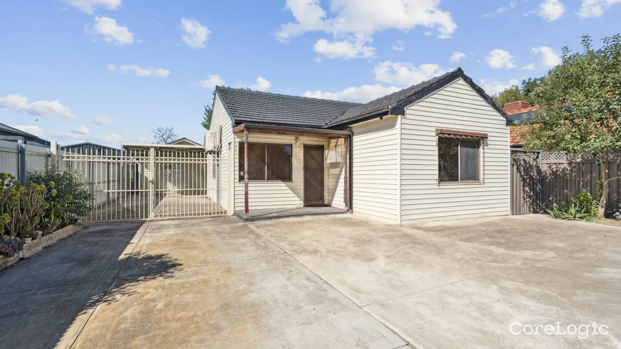 5-bedroom house at 9 Zinnia Street, Darebin Council, Victoria