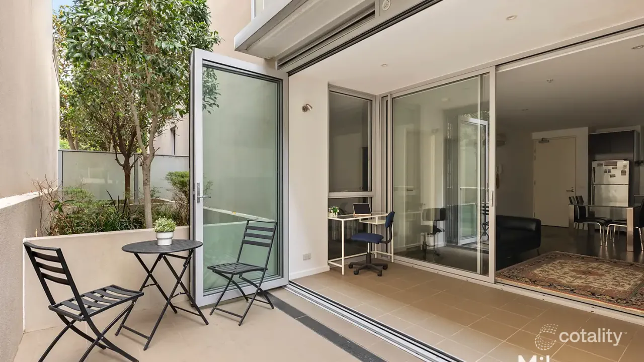 1-bedroom unit at 2/1088 Heidelberg Road, Ivanhoe, VIC 3079, Banyule Council, Victoria