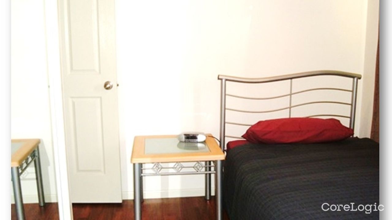6-bedroom unit at 33 French Street, Isaac Council, Queensland