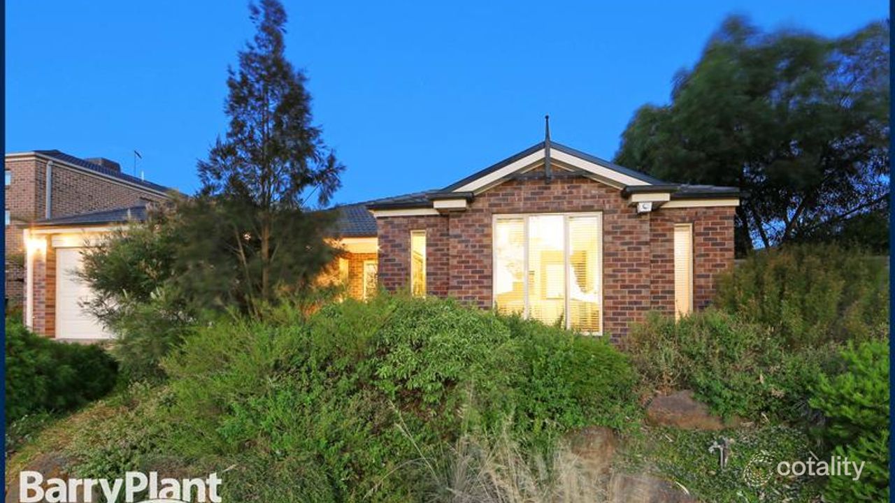 4-bedroom house at 14 Paringa Drive, Ferntree Gully, VIC 3156, Knox, Victoria