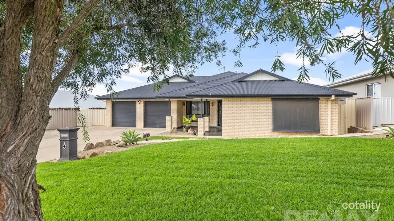 5-bedroom house at 7 Greenway Street, Lloyd, NSW 2650, Wagga Wagga, New South Wales