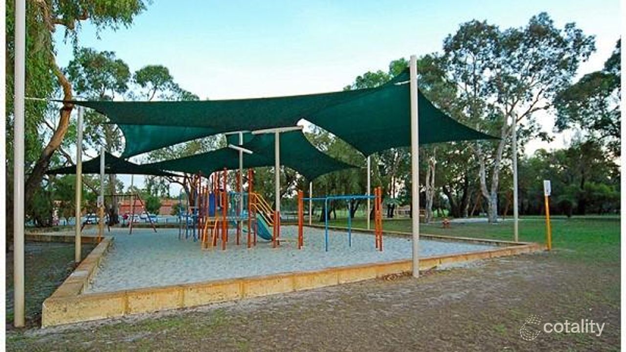 5-bedroom house at 7 Davena Street, Dianella, WA 6059, Bayswater, Western Australia