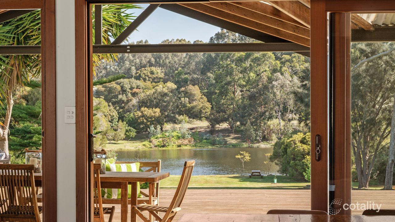 7-bedroom house at 74 Brushwood Brook Drive, Yallingup, WA 6282, Busselton, Western Australia