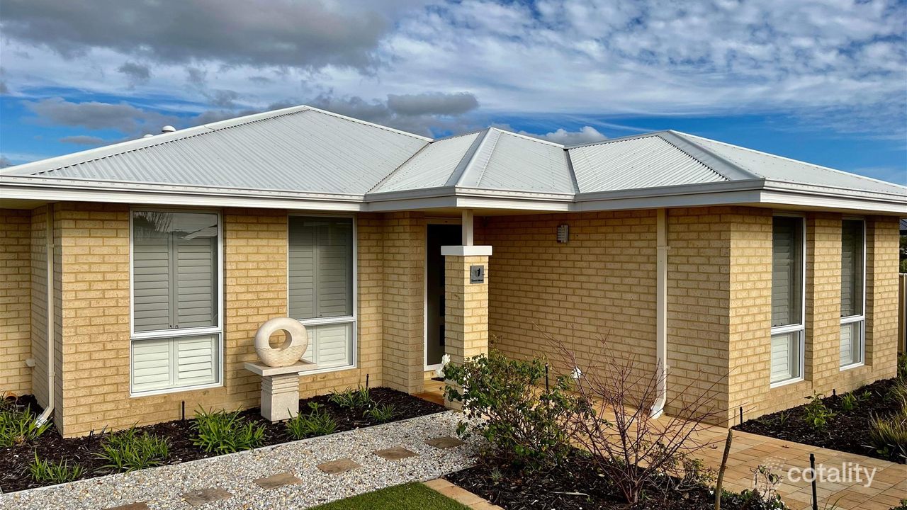 3-bedroom house at 1 Toora Mews, Lakelands, WA 6180, Mandurah, Western Australia