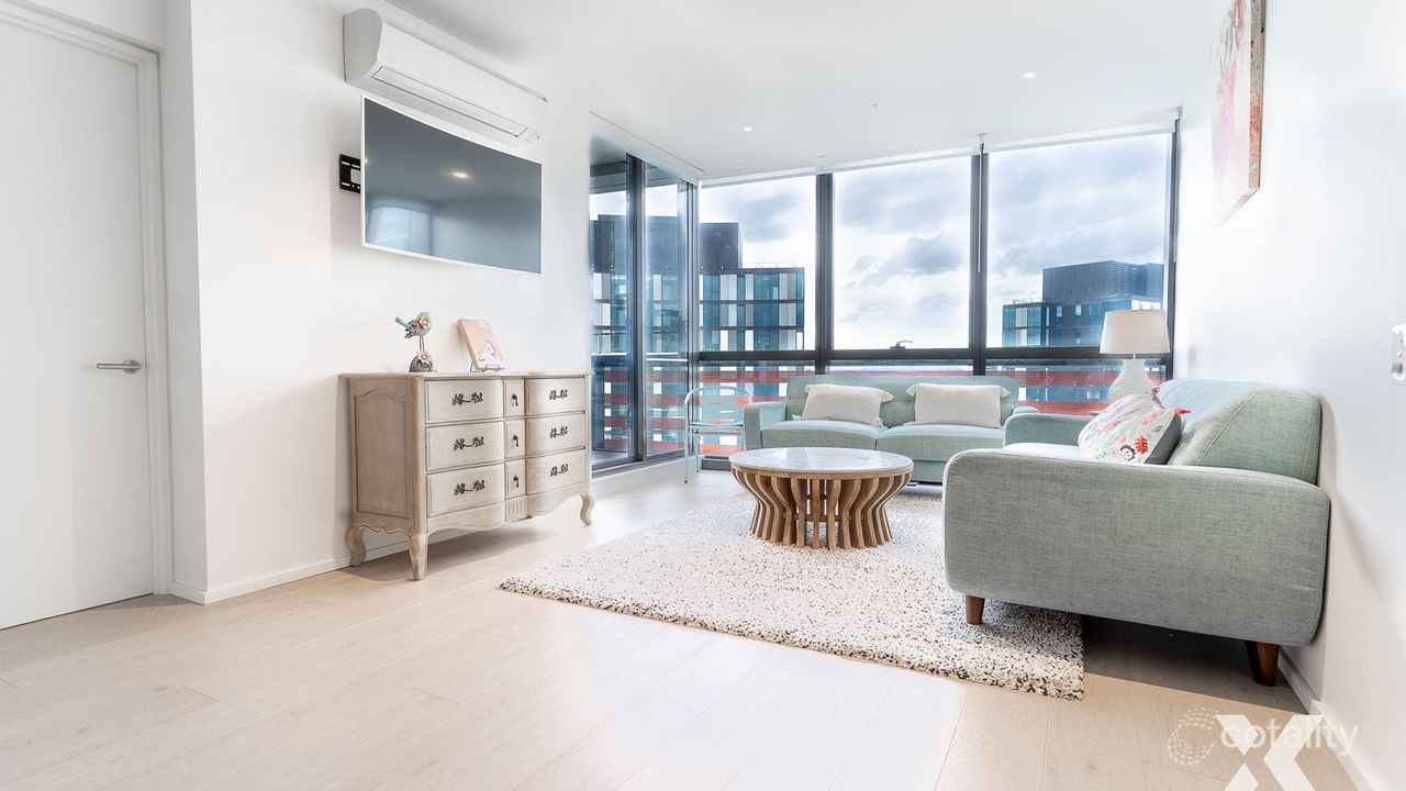 3-bedroom unit at 2806N/889-897 Collins Street, Docklands, VIC 3008, Melbourne Council, Victoria