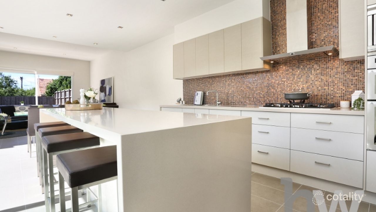 4-bedroom unit at 2/32 Upper Skene Street, Newtown, VIC 3220, Greater Geelong, Victoria
