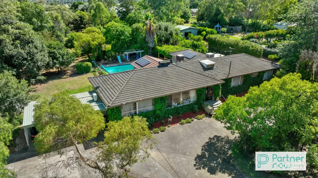 6-bedroom house at 12 Panorama Road, Calala, NSW 2340, Tamworth, New South Wales