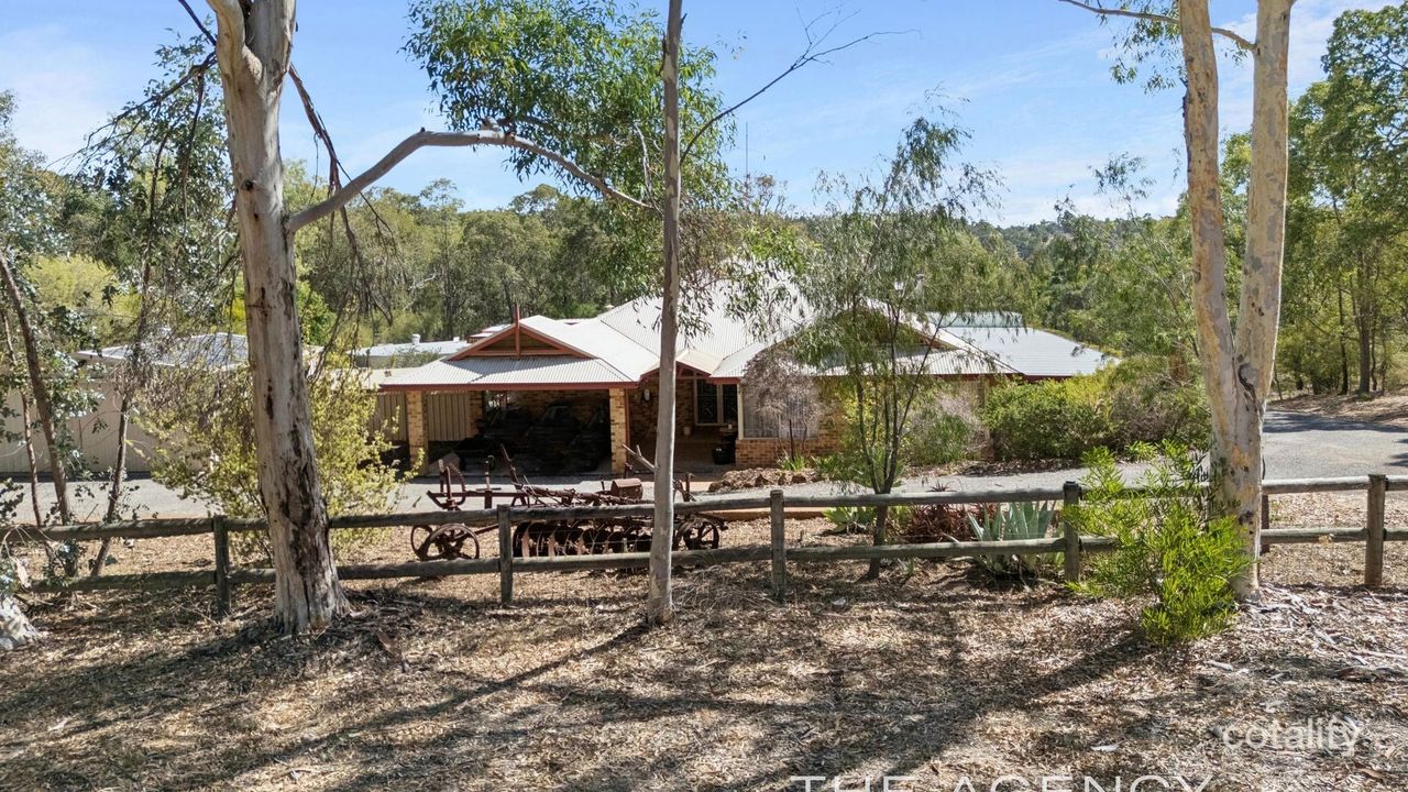 4-bedroom house at 33 Brompton Heights, Gidgegannup, WA 6083, Swan, Western Australia