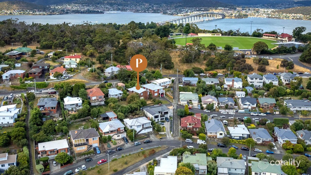 3-bedroom house at 6 Allambee Crescent, Glebe, TAS 7000, Hobart Council, Tasmania