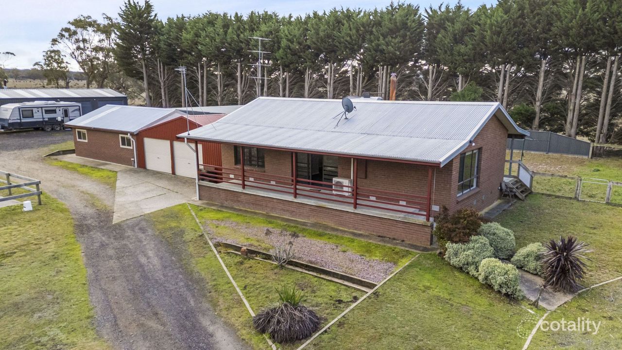 5-bedroom house at 71 Woodlands Road, Lal Lal, VIC 3352, Moorabool Council, Victoria