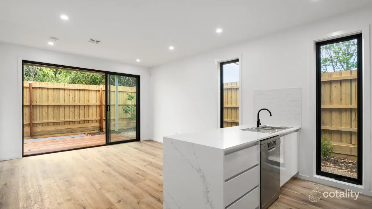 2-bedroom unit at 6/24 Bamfield Road, Heidelberg Heights, VIC 3081, Banyule Council, Victoria