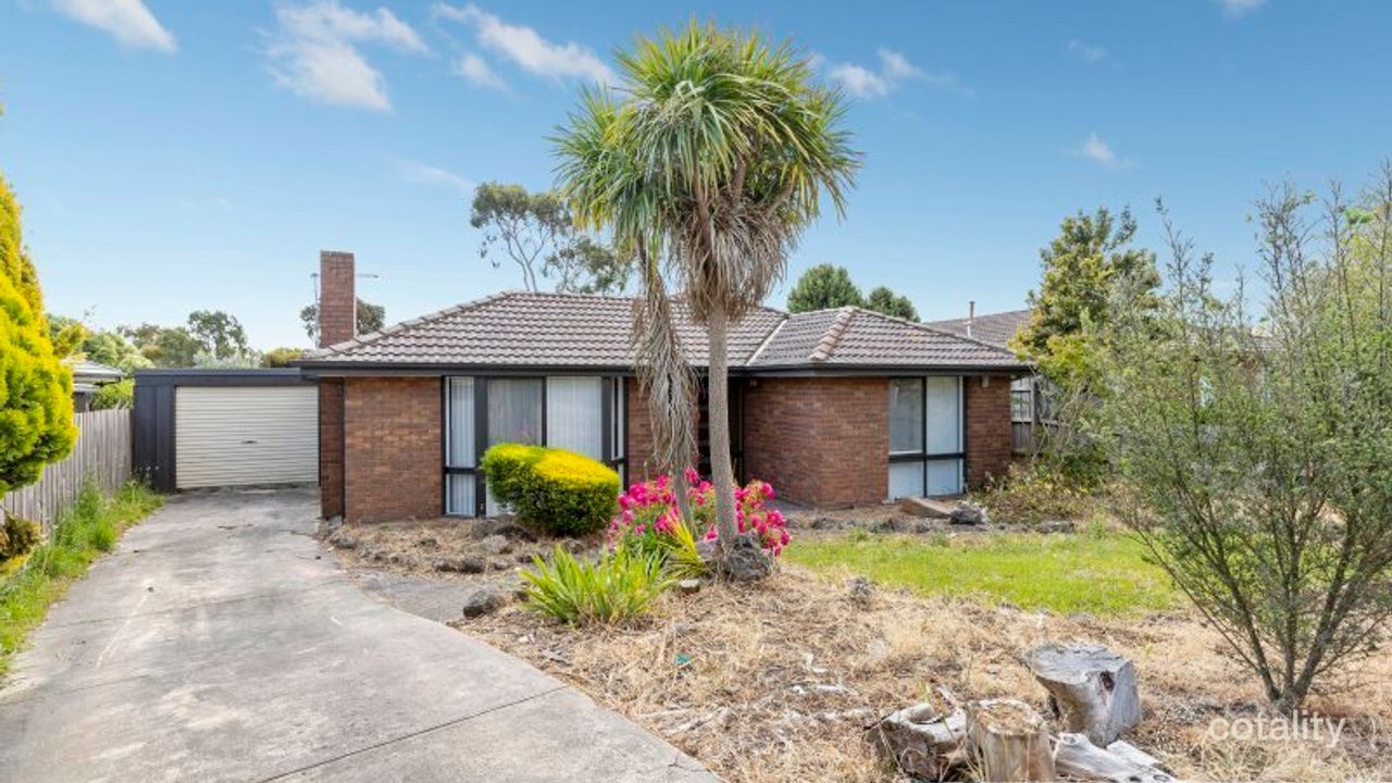 3-bedroom house at 21 Inverness Street, Endeavour Hills, VIC 3802, Casey, Victoria