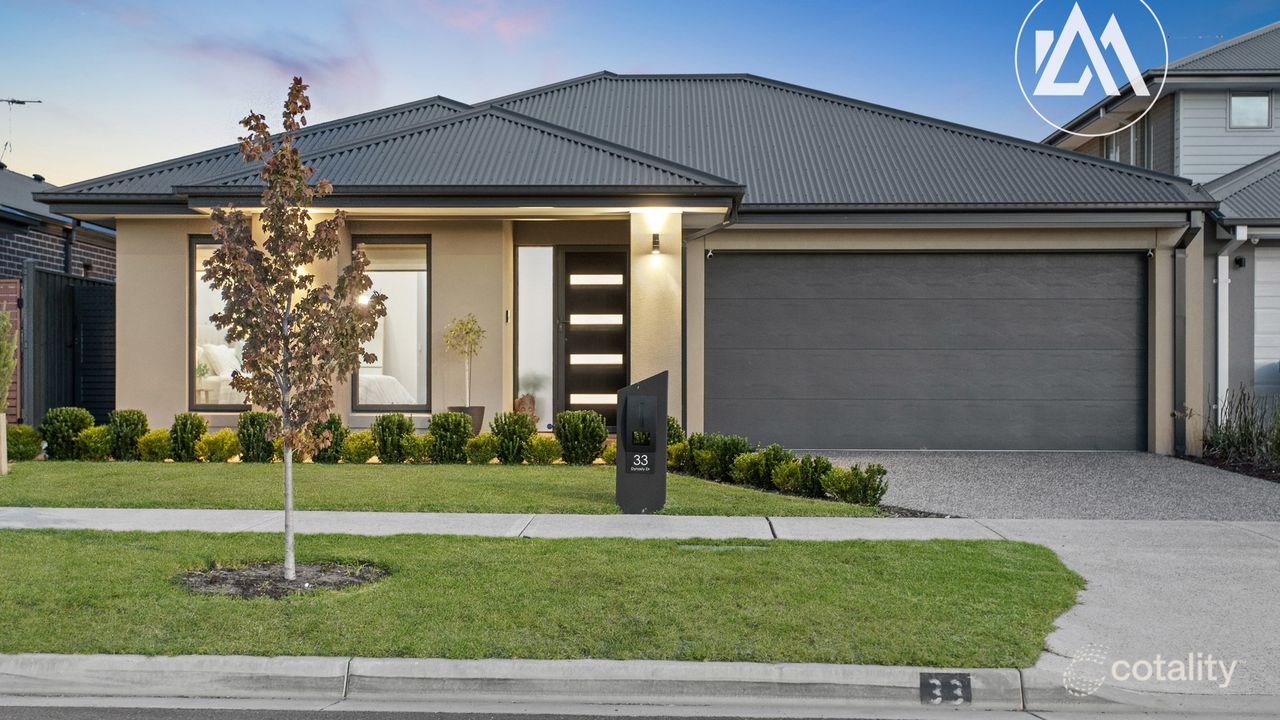 4-bedroom house at 33 Dynasty Drive, Cranbourne South, VIC 3977, Casey Council, Victoria