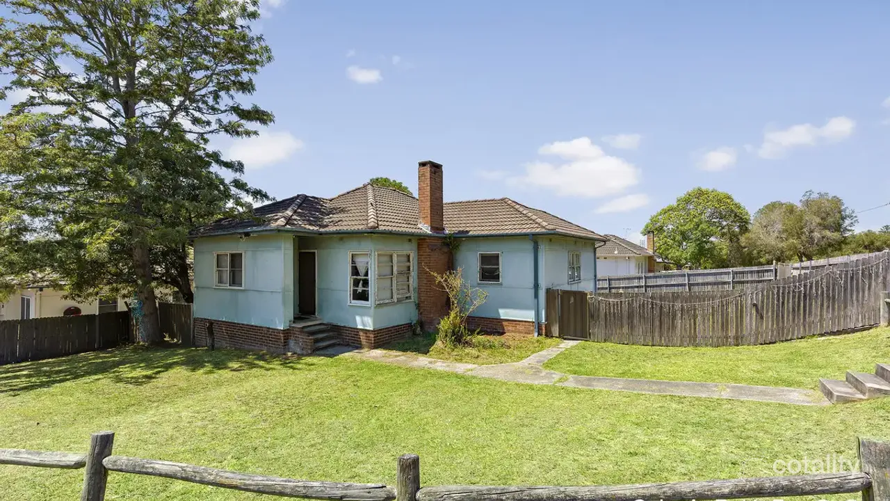 3-bedroom house at 2 Margaret Street, Fennell Bay, NSW 2283, Lake Macquarie, New South Wales