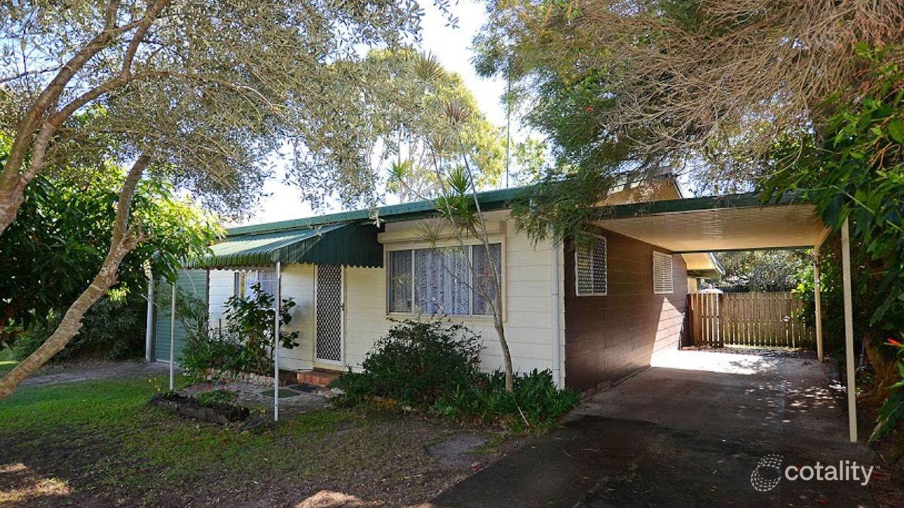 3-bedroom house at 4 White Street, Point Vernon, QLD 4655, Fraser Coast, Queensland