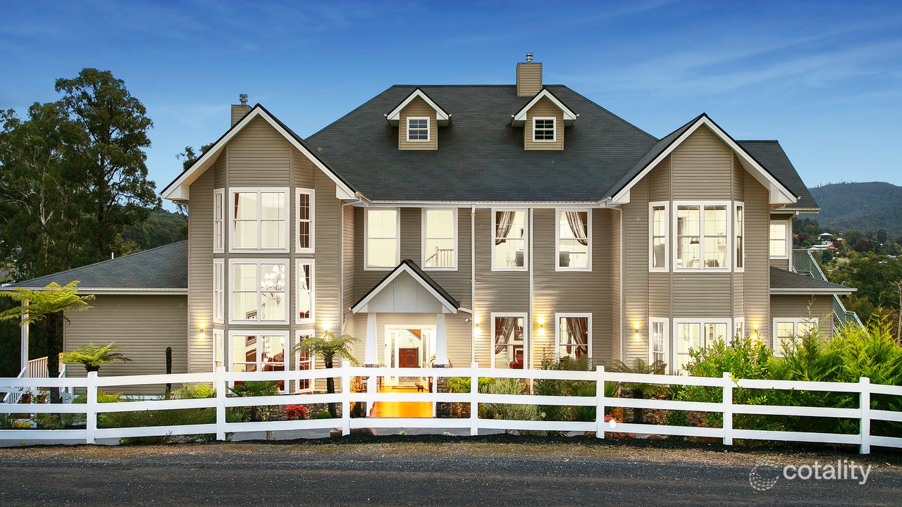 10-bedroom house at 7 Kerami Crescent, Marysville, VIC 3779, Murrindindi Council, Victoria