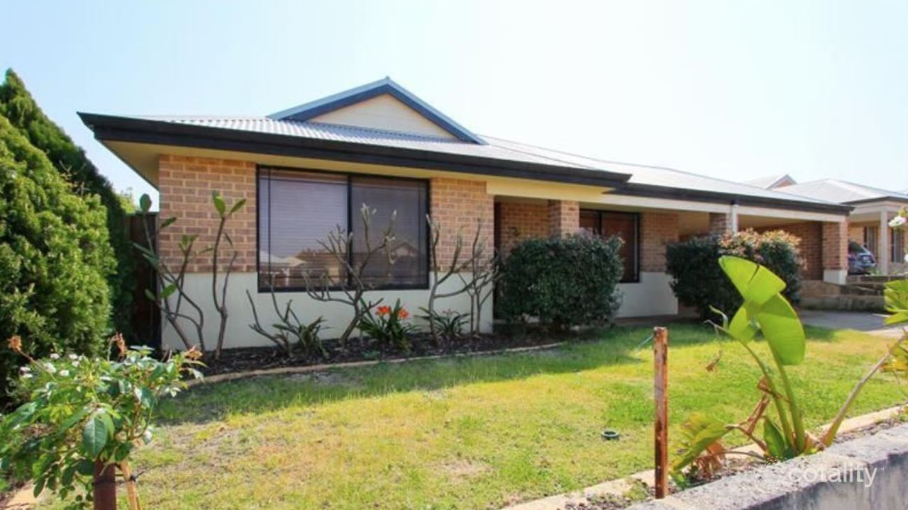 4-bedroom house at 124 Larrawa Circle, Ellenbrook, WA 6069, Swan, Western Australia
