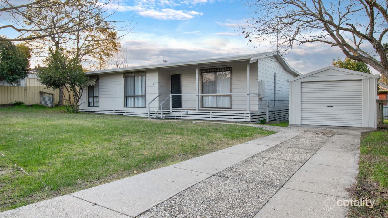 3-bedroom house at 2 Mckay Court, Tallangatta, VIC 3700, Towong Council, Victoria