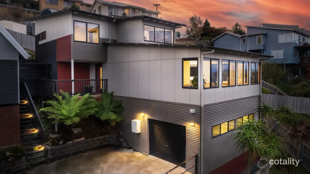 3-bedroom unit at 1/35 Valley Street, West Hobart, TAS 7000, Hobart Council, Tasmania