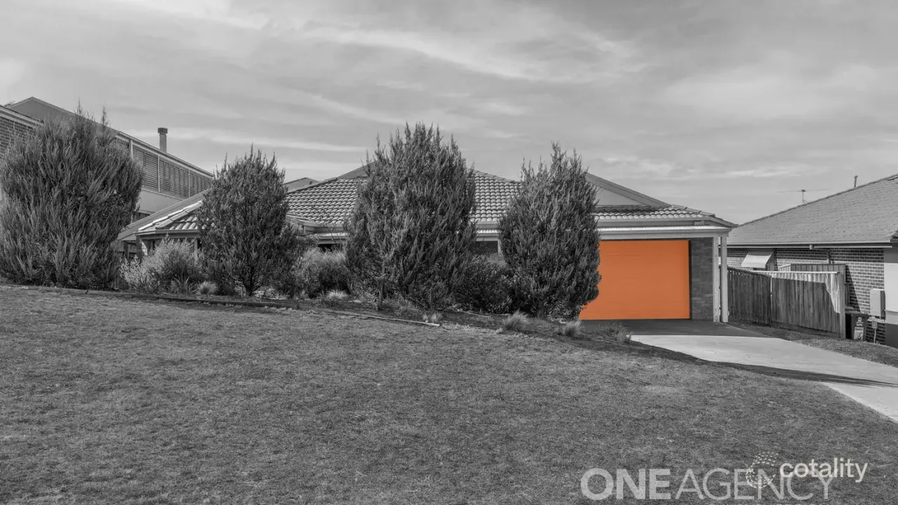 4-bedroom house at 6 Windsor Rise, Sunbury, VIC 3429, Hume Council, Victoria