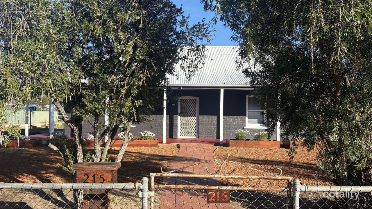 3-bedroom house at 215 Avon Terrace, York, WA 6302, York, Western Australia