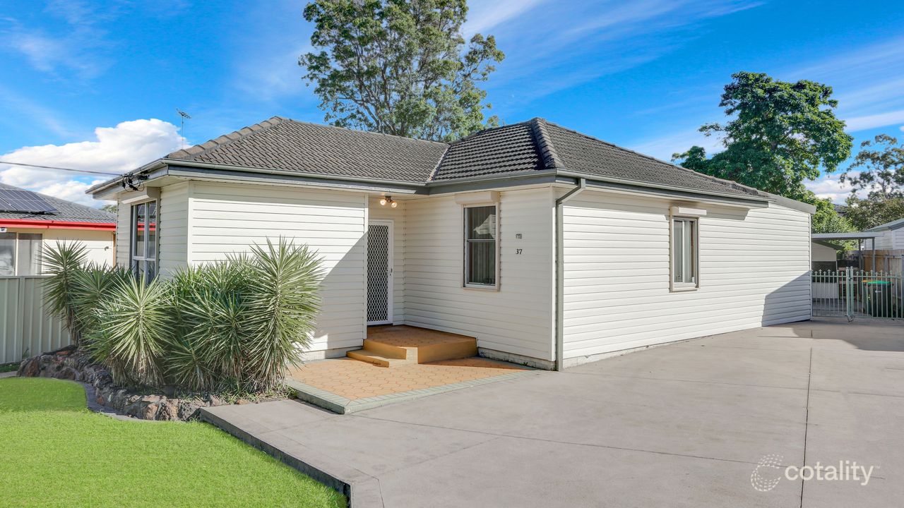 3-bedroom house at 37 Koorabel Road, Lalor Park, NSW 2147, Blacktown, New South Wales