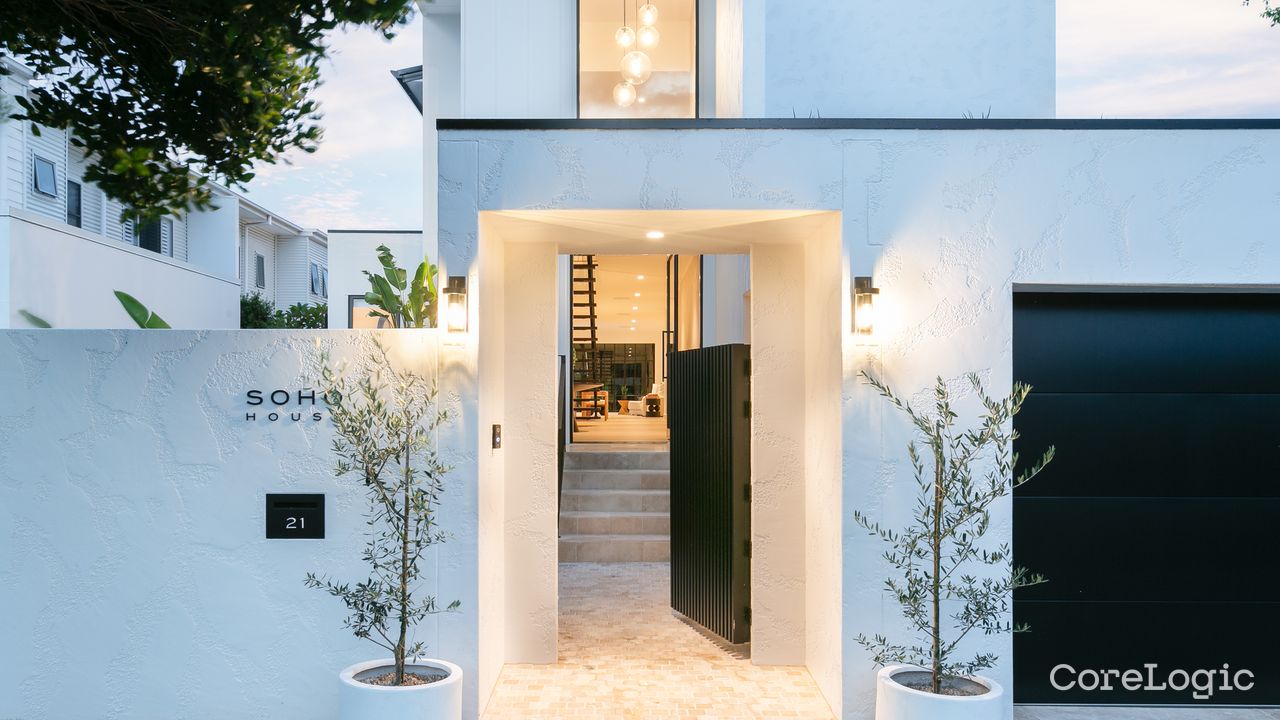 4-bedroom house at 21 Bali Avenue, Gold Coast Council, Queensland
