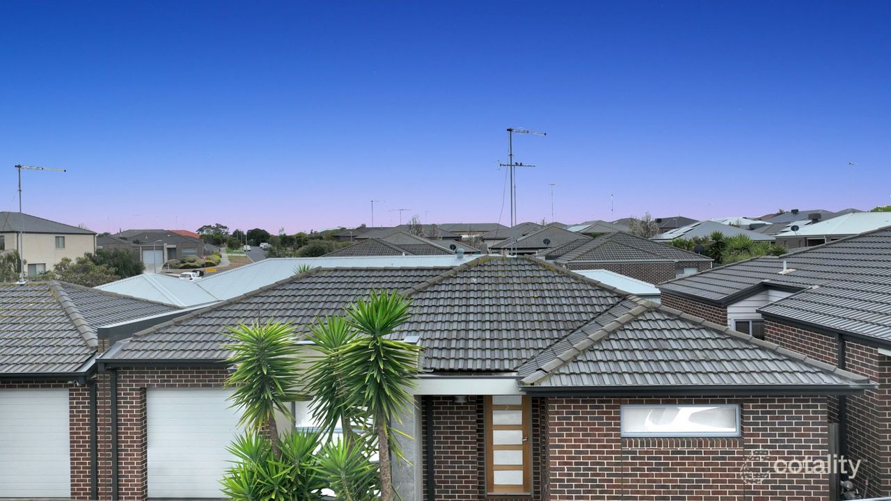 2-bedroom unit at 2/63 Oakwood Crescent, Waurn Ponds, VIC 3216, Greater Geelong, Victoria