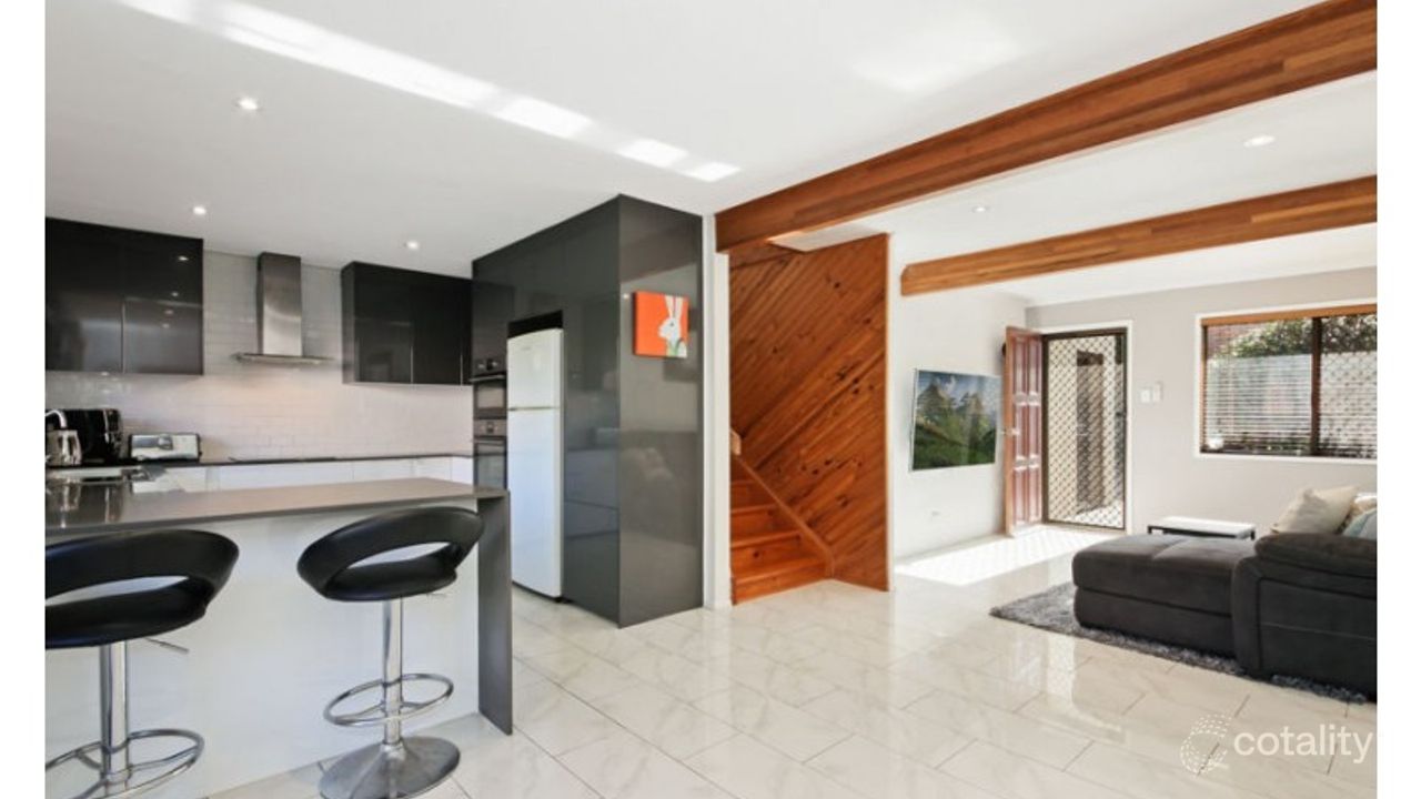 2-bedroom unit at 1/27 Bunowen Street, Ferny Grove, QLD 4055, Brisbane Council, Queensland
